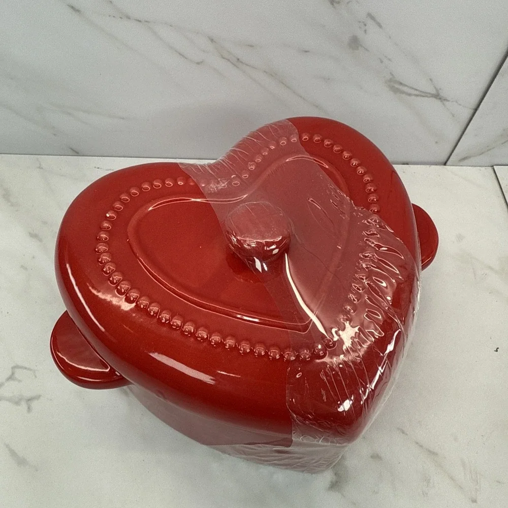 Red Heart Crock Decor w Lid✨Target Bullseye Playground✨Bowl✨2024✨Valentine